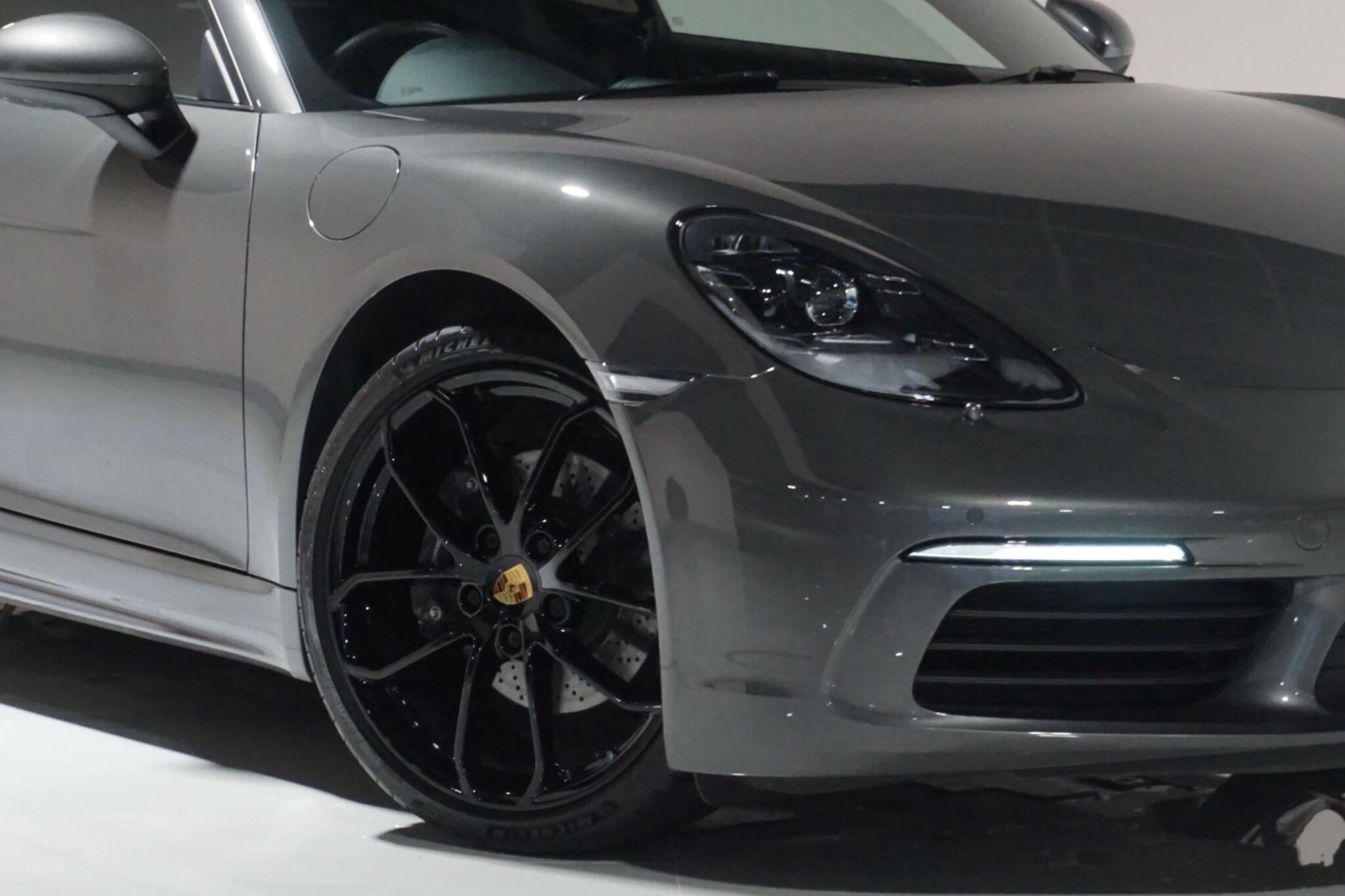 Porsche 718 Cayman 2.0T Style Edition Coupe 2dr Petrol PDK Euro 6 (s/s) (300 ps)